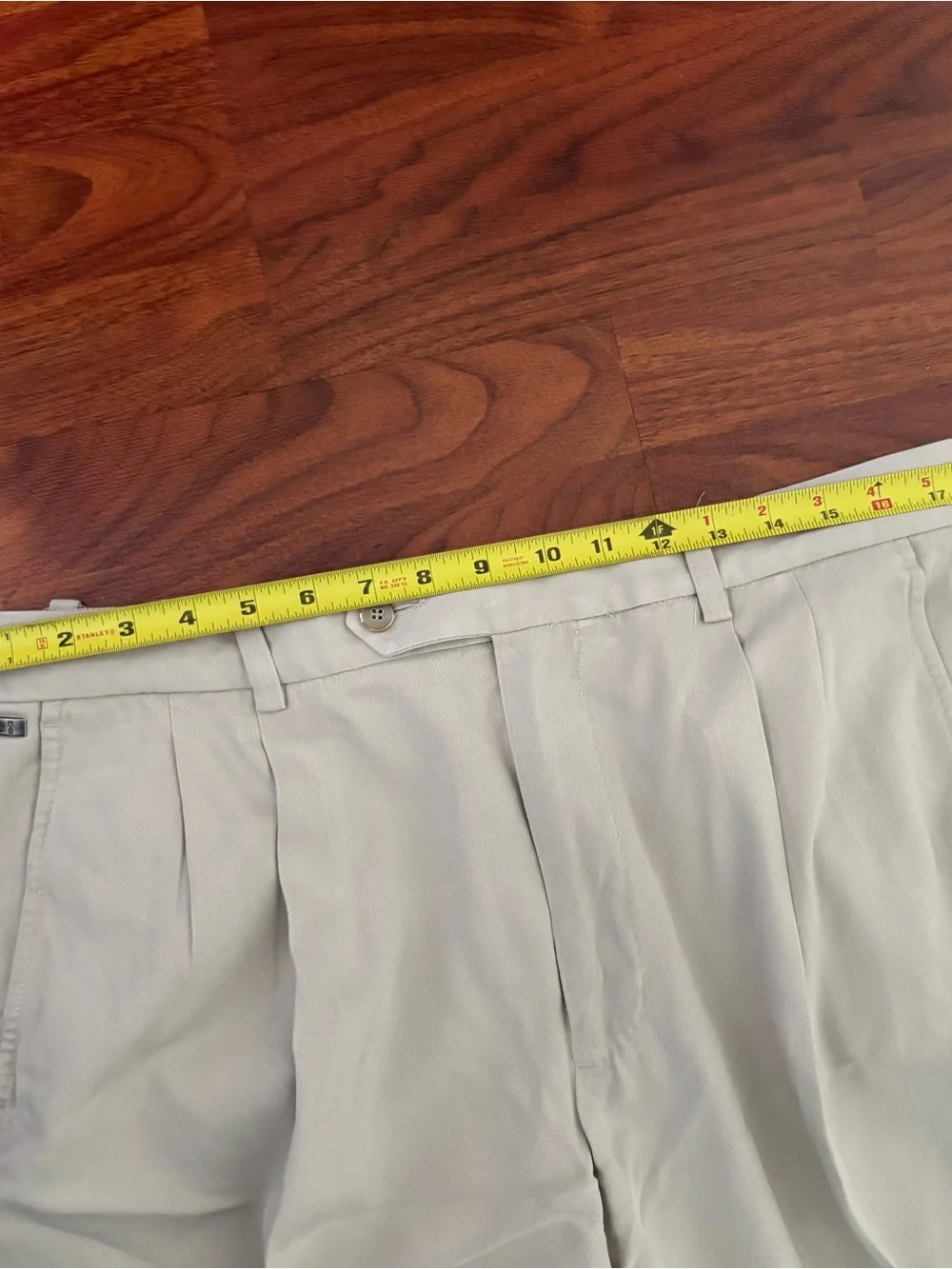 Tommy Bahama Trousers Mens 35x28 Khaki Silk Cotton Blend Pleated Dress Pants USA
